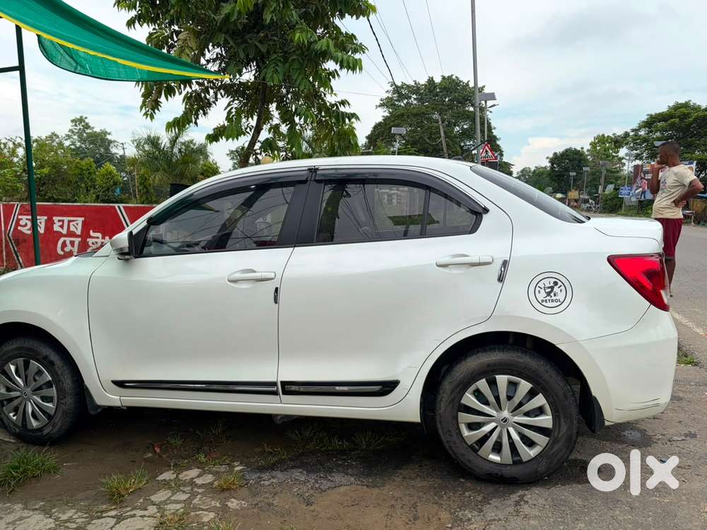 Maruti Suzuki Dzire 2022 Petrol 64376 Km Driven