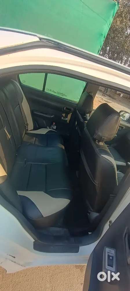 Maruti Suzuki Swift Dzire Tour 2015 Diesel 195000 Km Driven