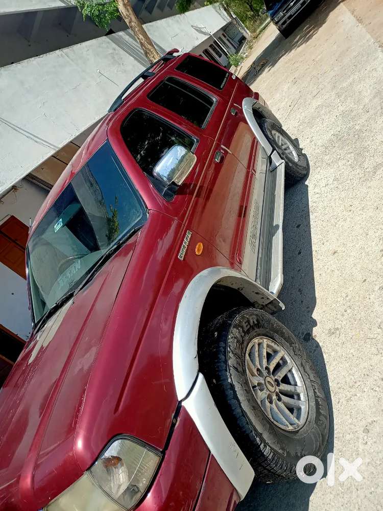 Ford Endeavour 2005 Year