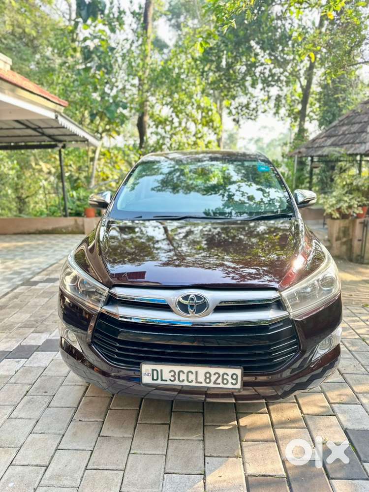 Toyota Innova Crysta 2017
