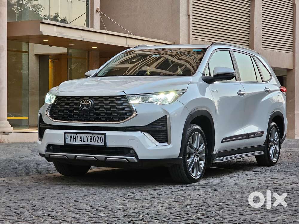 Toyota Innova Hycross 2.0 Zx (o) Hybrid 7 Str, 2024, Petrol