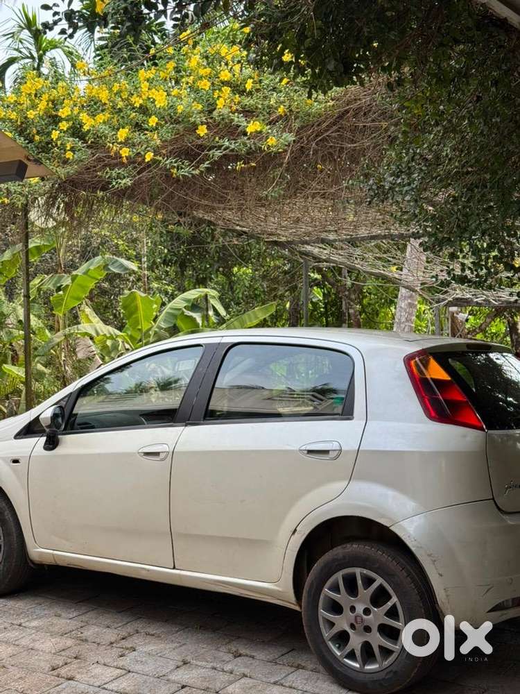 Fiat Grande Punto 2014 Diesel 70000 Km Driven