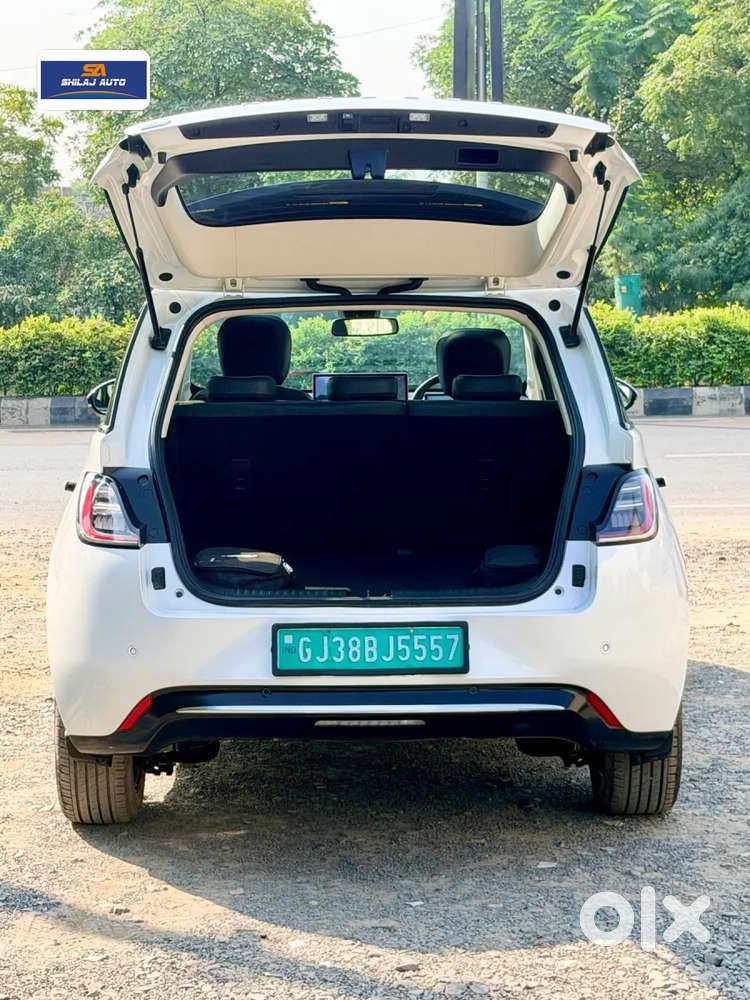 Mg Windsor Ev Essence, 2025, Electric