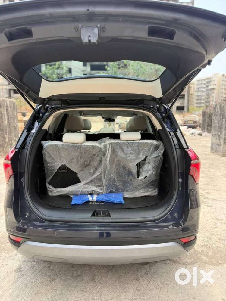 Mahindra Xuv700 2.2 Ax 7 Diesel Mt Luxury Pack Str, 2024, Diesel