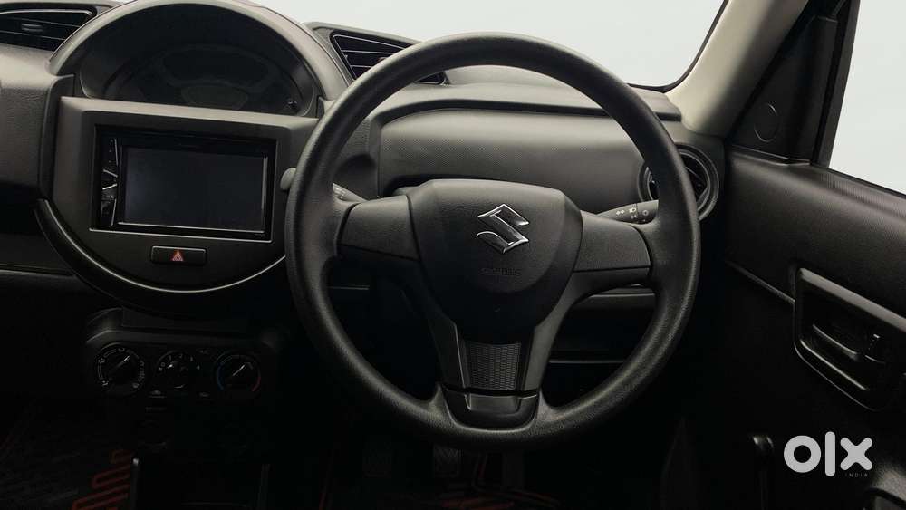 Maruti Suzuki S-presso Lxi, 2025, Petrol