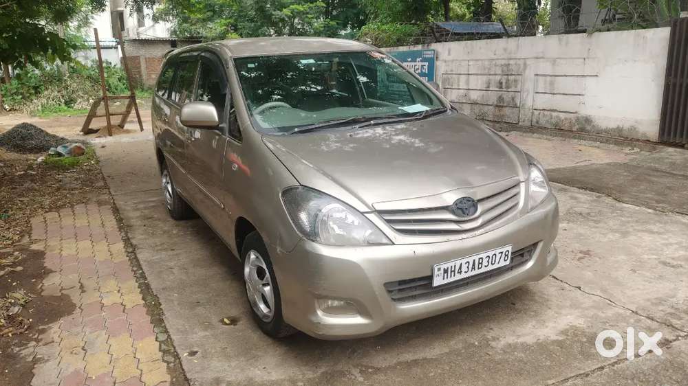 Toyota Innova Diesel 2010 Year