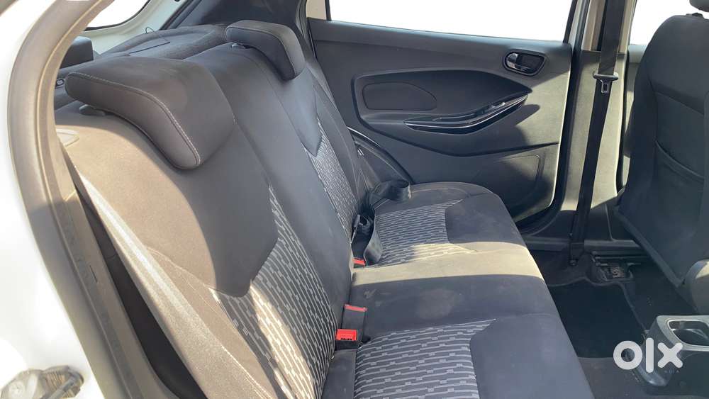 Ford Figo 2012-2015 Petrol Titanium, 2020, Petrol