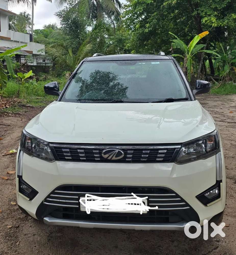 Mahindra Xuv300 Turbosport 2020 Petrol 93000 Km Driven
