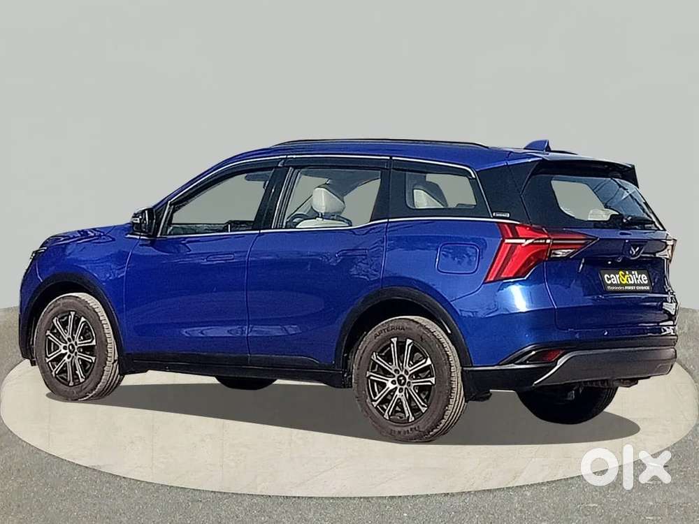 Mahindra Xuv700 2.0 Ax 7 Petrol At Str, 2023, Petrol