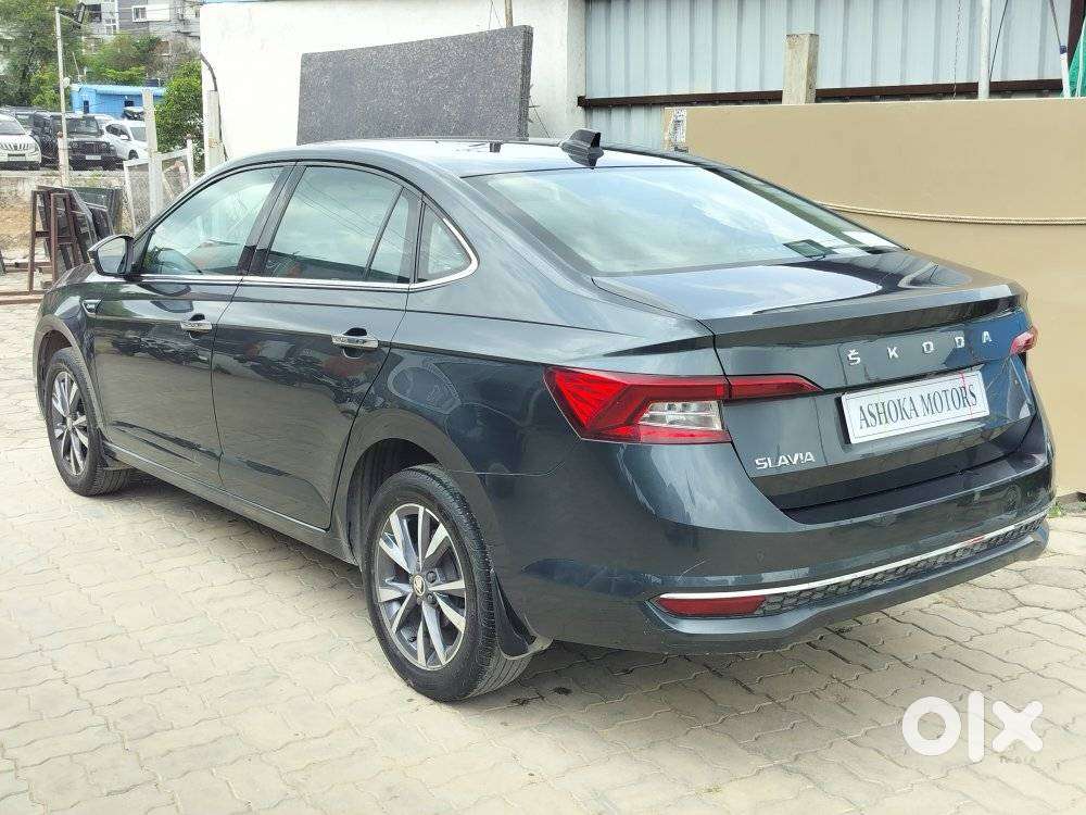Skoda Slavia 1.0 Tsi Style, 2022, Petrol