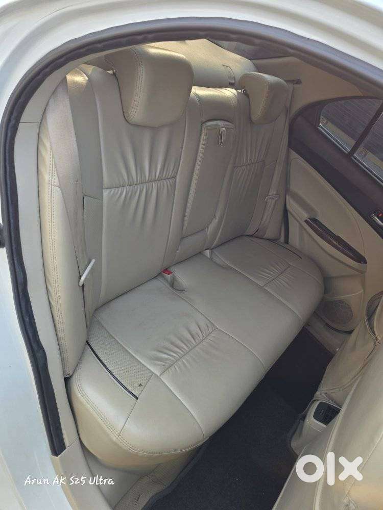 Maruti Suzuki Swift Dzire Vxi(o) Mt, 2019, Petrol