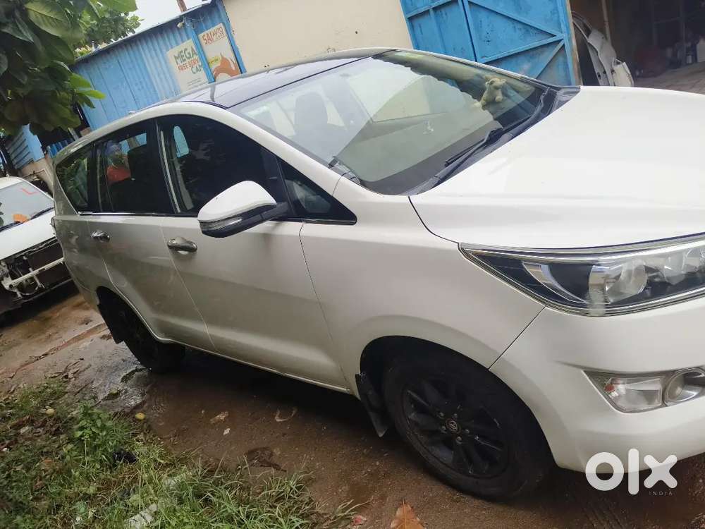 Toyota Innova Crysta 2018 Diesel 151000 Km Driven