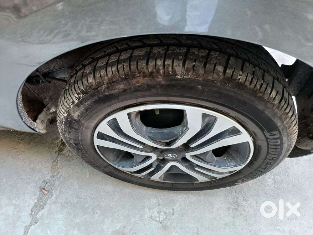 Tata Tiago 1.2 Revotron Xt (o), 2024, Petrol