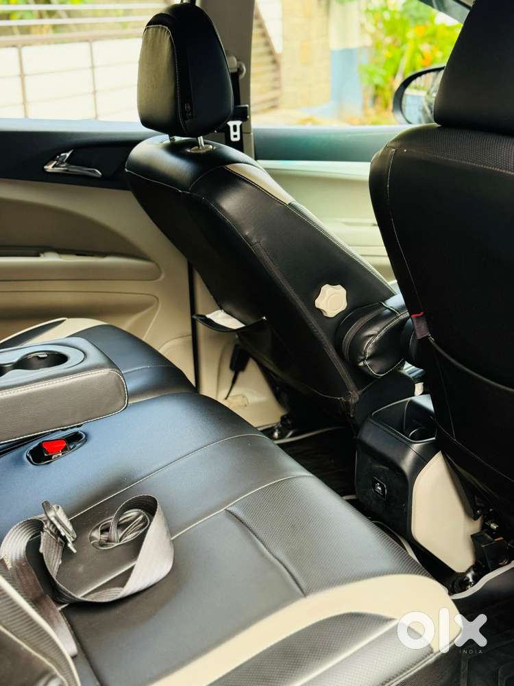 Mahindra Marazzo M6 8str, 2019, Diesel