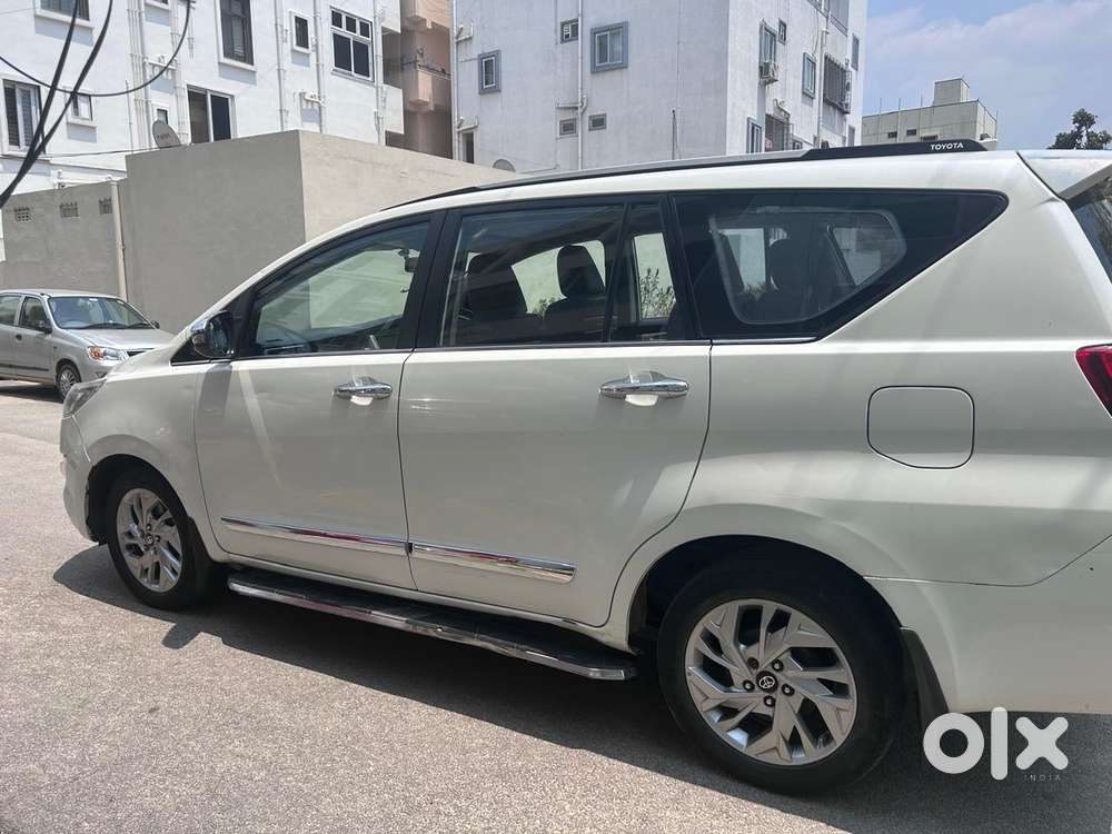 Toyota Innova Crysta 2.8 Z, 2017, Diesel