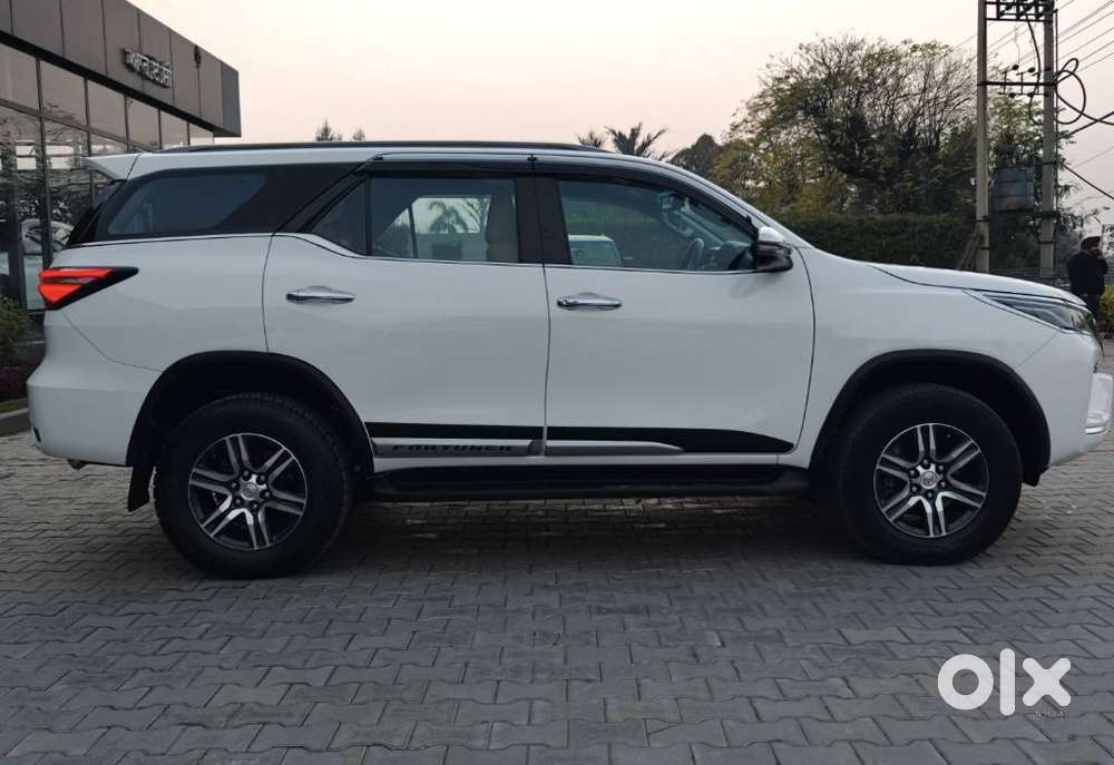 Toyota Fortuner 4x2 At 2.8 Diesel, 2021, Diesel