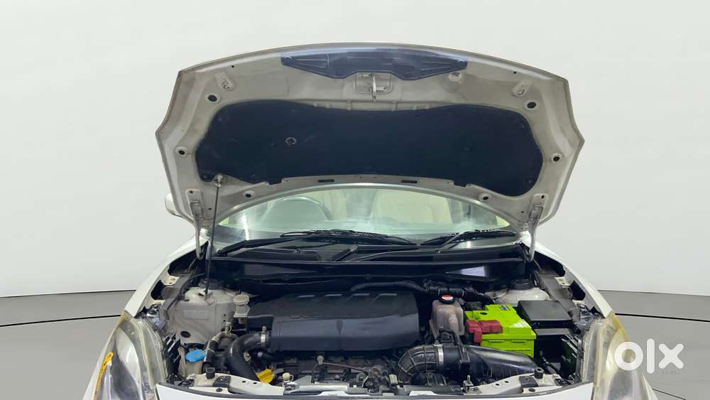 Maruti Suzuki Swift Dzire Zdi + Amt, 2017, Diesel