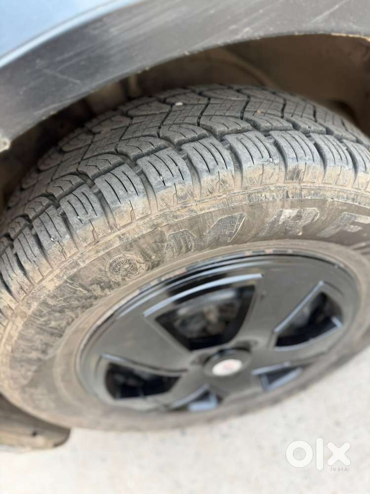 Mahindra Xuv500 W6 2017