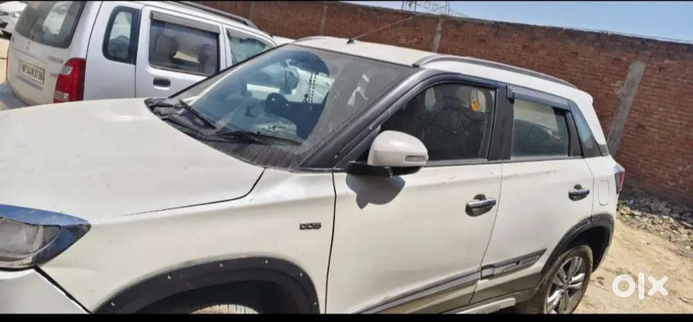 कोई दिक्कत नहीं है एक दम बढ़िया गाड़ी है