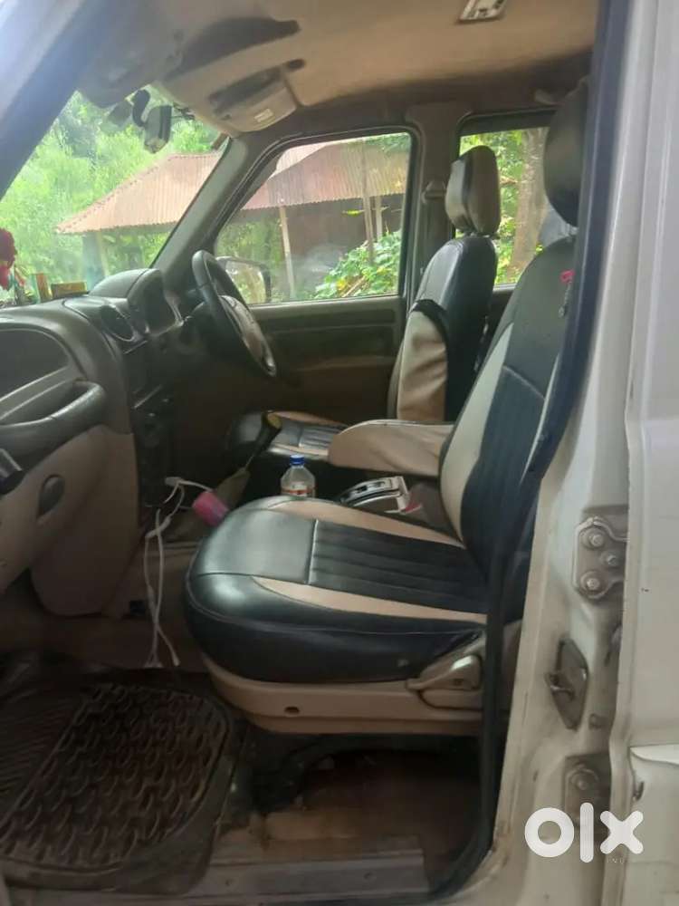 Mahindra Scorpio 2012 Automatic