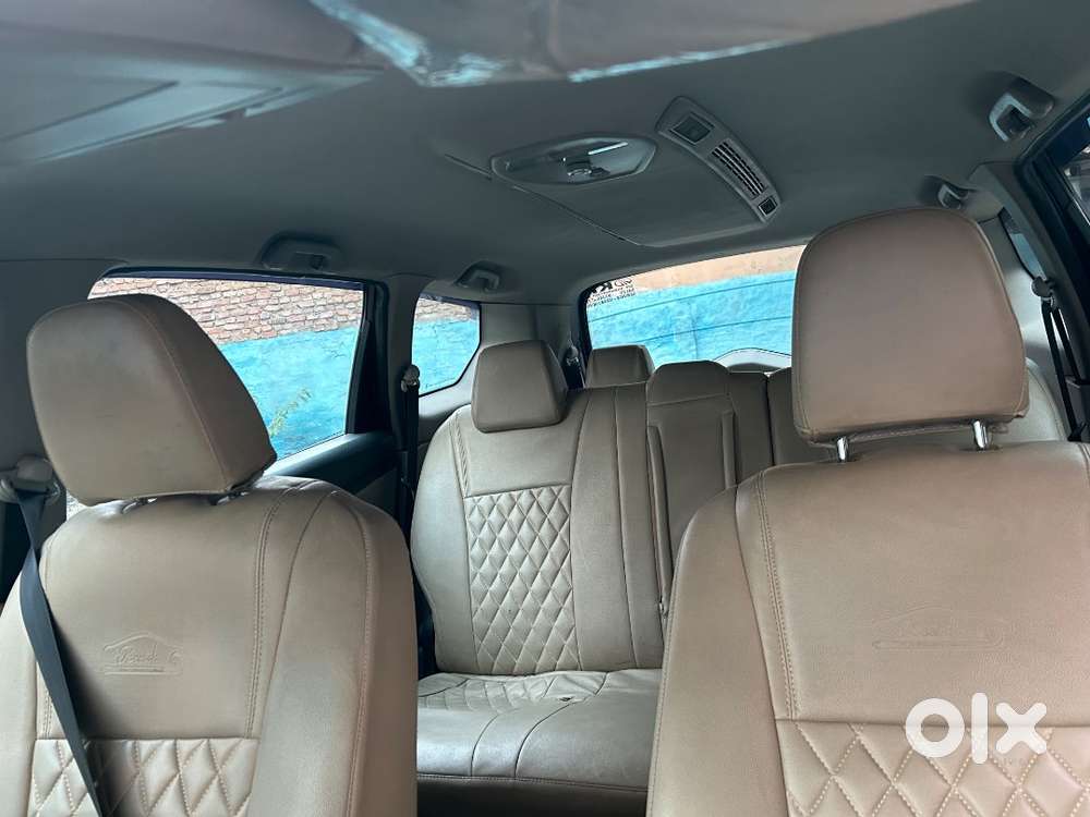 Mahindra Marazzo