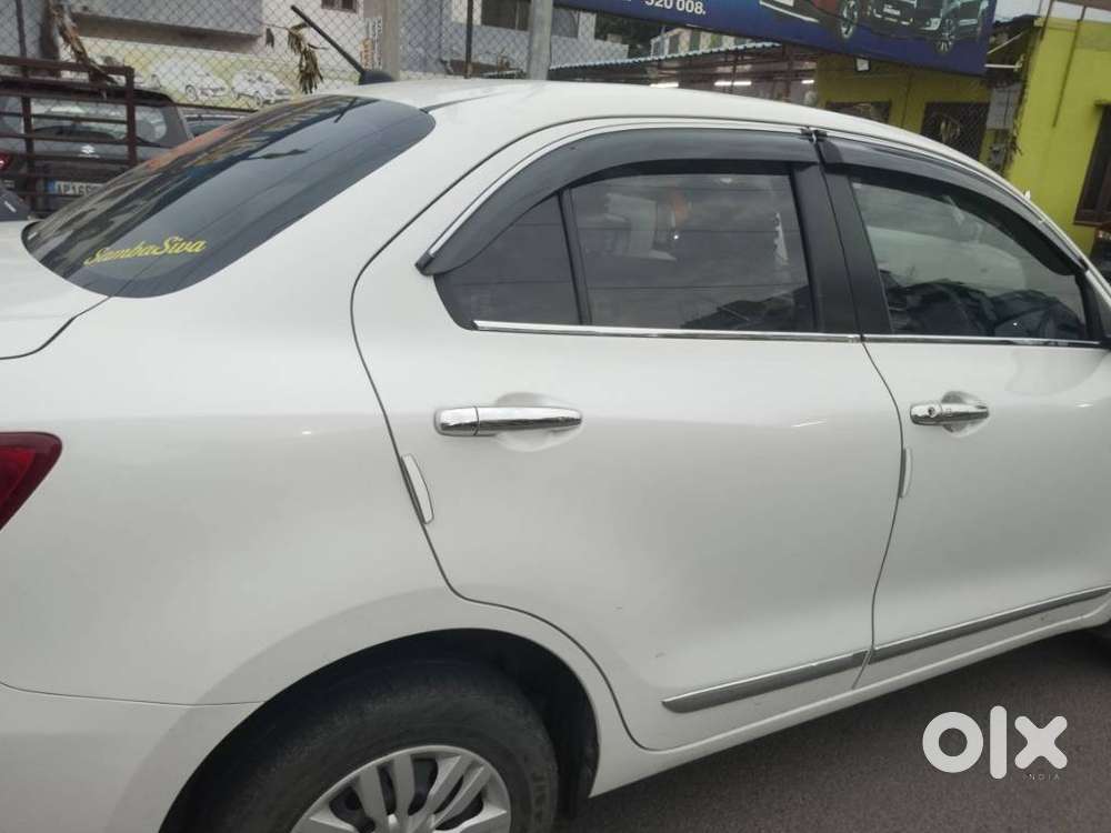Maruti Suzuki Dzire 1.2 Vxi, 2023, Petrol