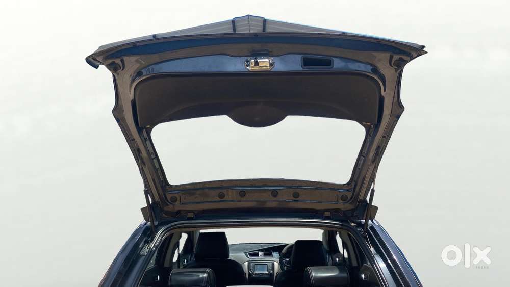 Tata Bolt Revotron Xt, 2015, Petrol