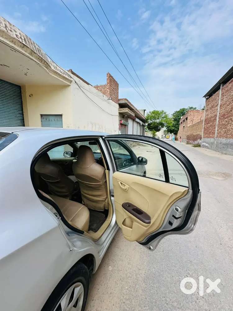 Honda Amaze Diesel 2013