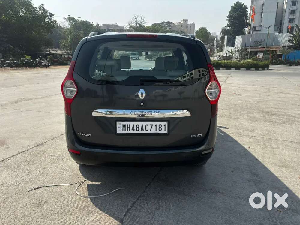 Renault Lodgy 2015 Diesel 87586 Km Driven