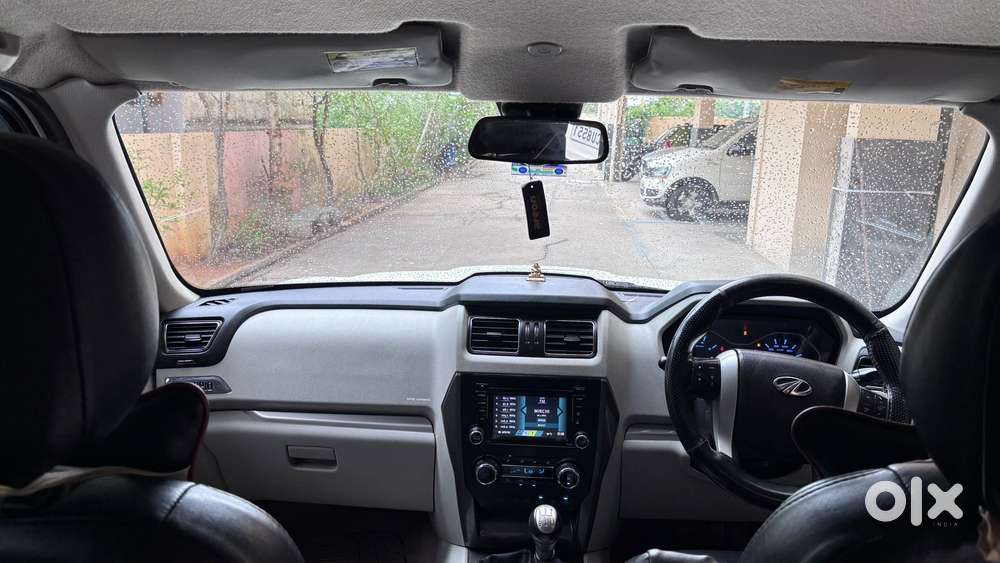 Mahindra Scorpio S10 8 Seater, 2017, Diesel
