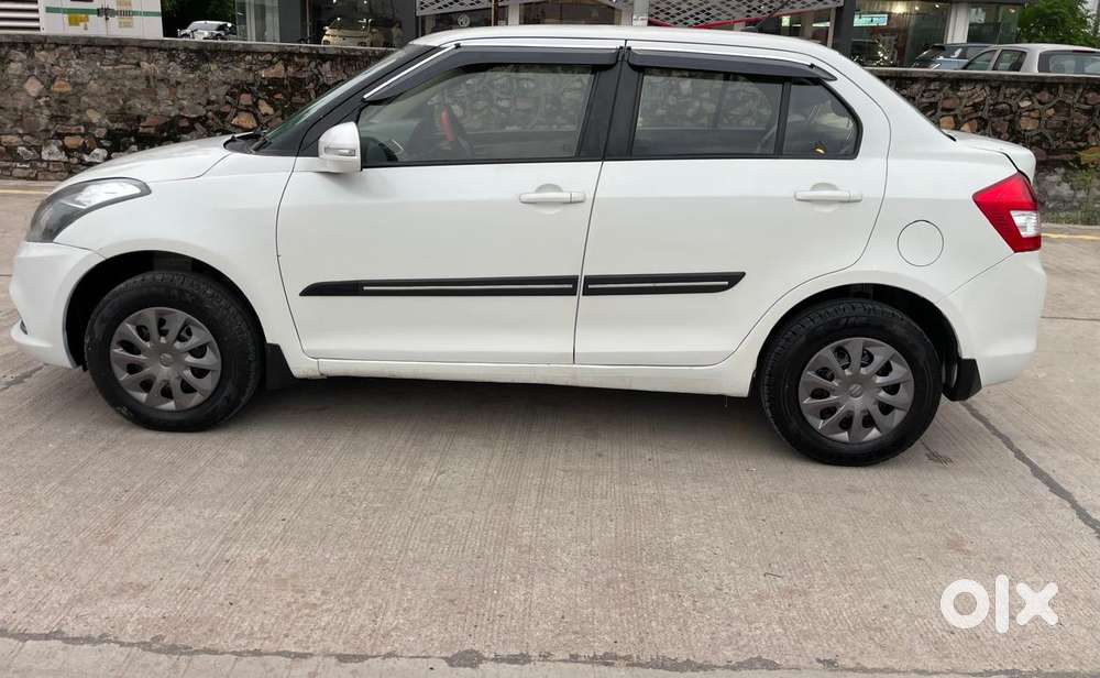 Maruti Suzuki Swift Dzire 1.2 Vxi Regal Limited Edition, 2016, Petro..