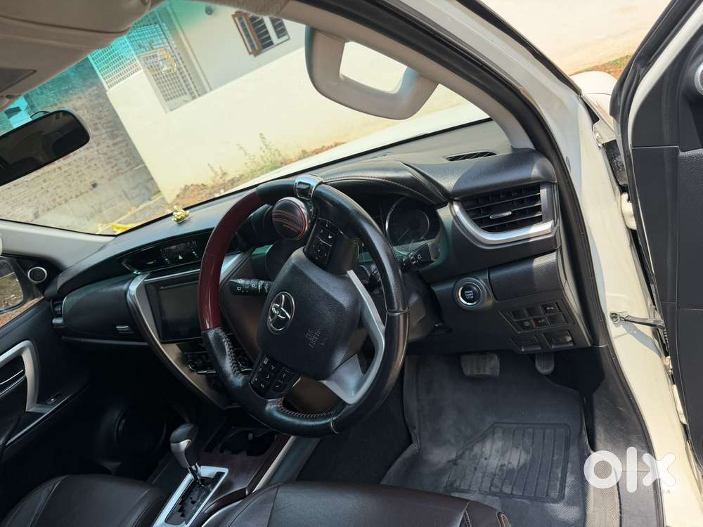 Toyota Fortuner 4x2 At 2.8 Diesel, 2017, Diesel
