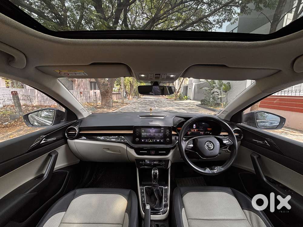 Skoda Slavia 1.5 Tsi Style At, 2023, Petrol