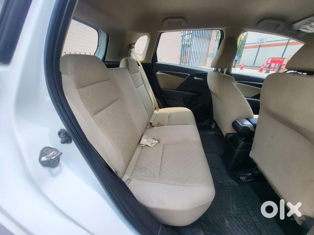 Honda Jazz V Automatic, 2017, Petrol