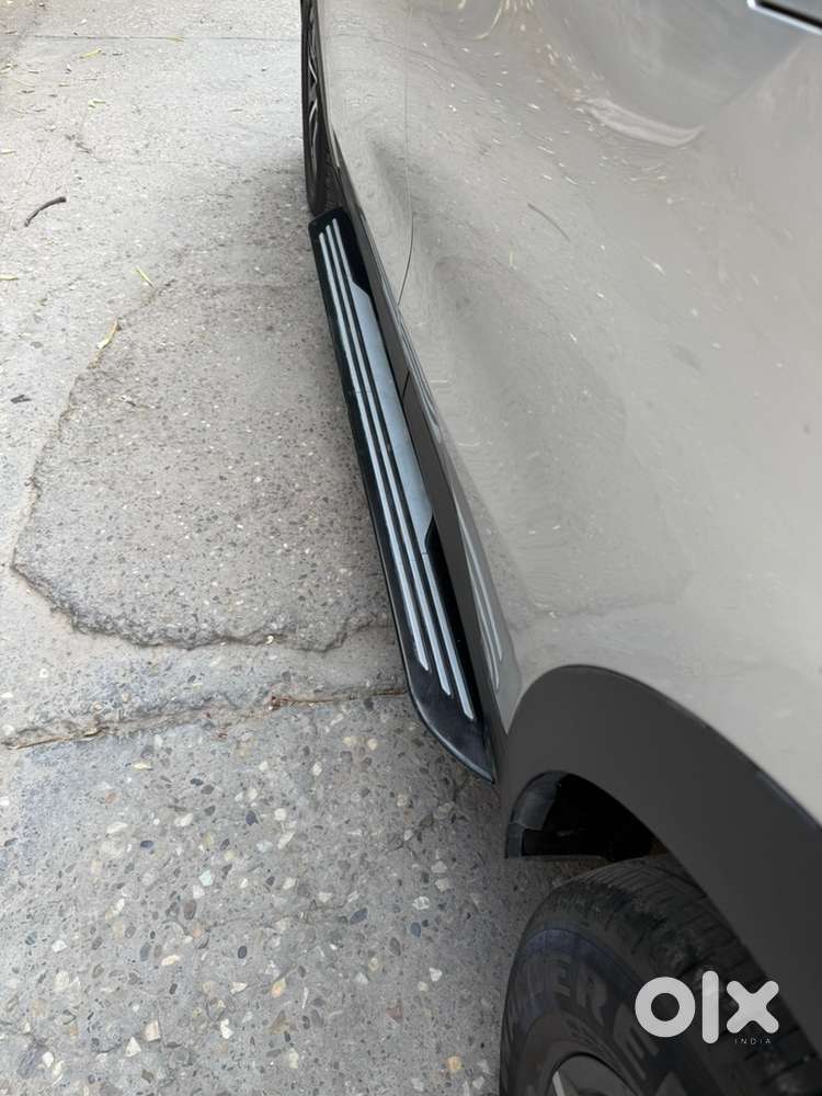 Mahindra Xuv700 Petrol 2022