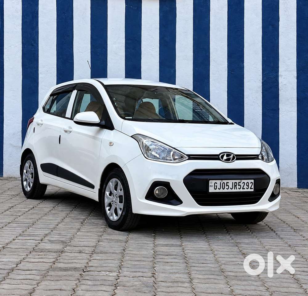 Hyundai Grand I10 Sportz, 2016, Petrol