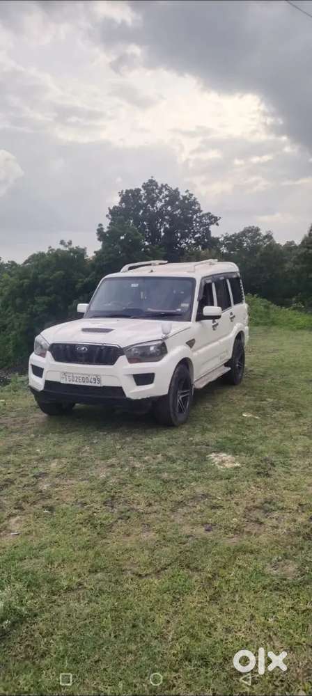 Mahindra Scorpio Classic 2015