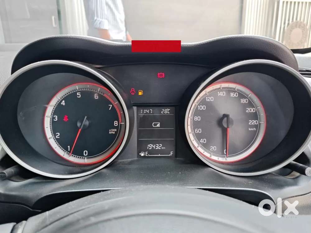 Maruti Suzuki Swift 1.3 Zxi, 2024, Petrol