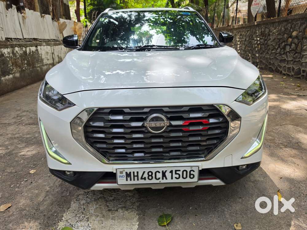 Nissan Magnite Xv Turbo Cvt Red Edition, 2022, Petrol