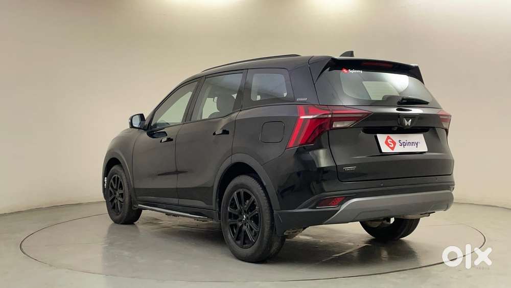 Mahindra Xuv700 2.0 Ax 7 Petrol At Str, 2025, Petrol