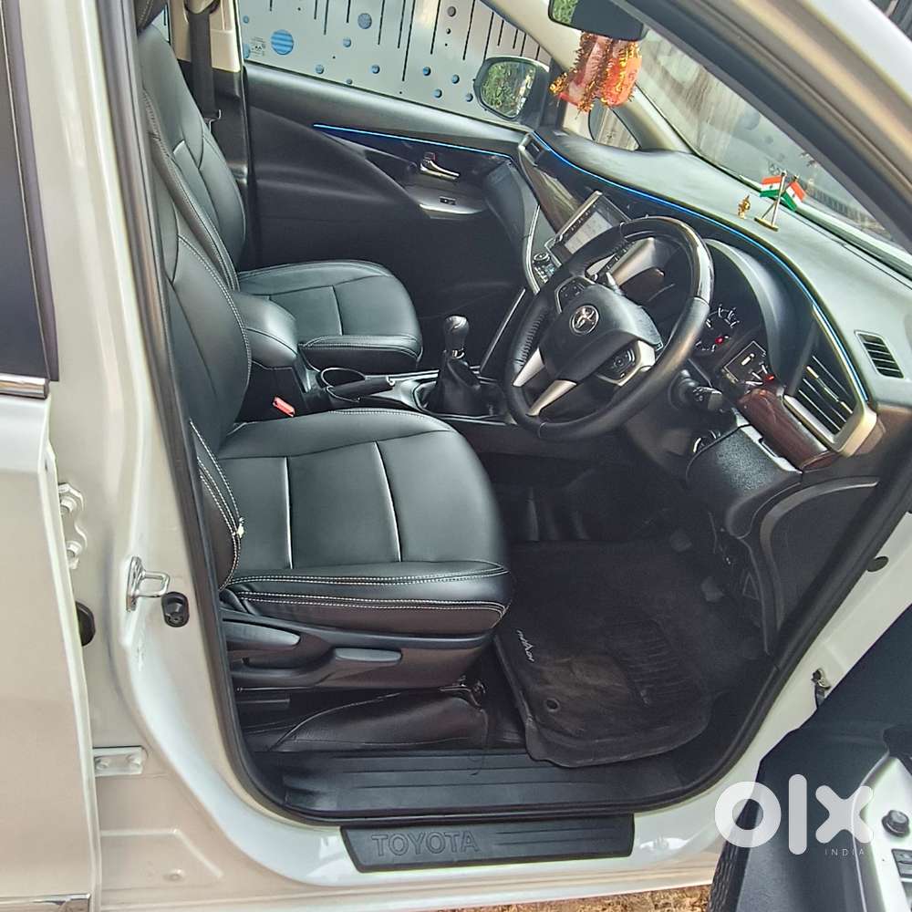 Toyota Innova Crysta 2.4 V 7 Str, 2023, Diesel