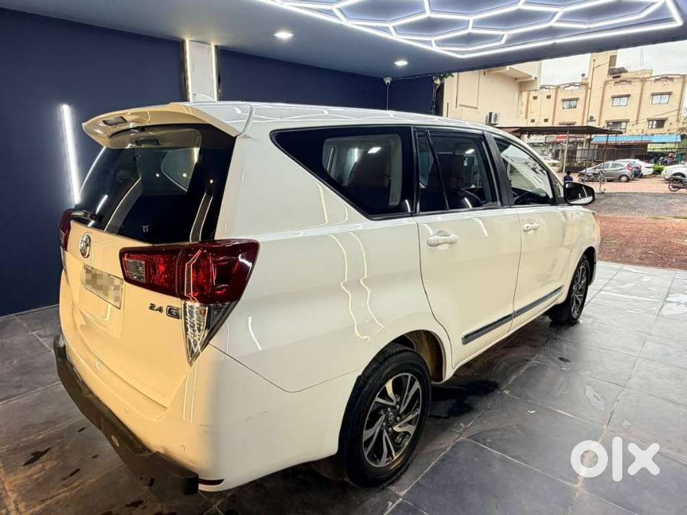 Toyota Innova Crysta 2.4 G Mt 8s, 2021, Diesel