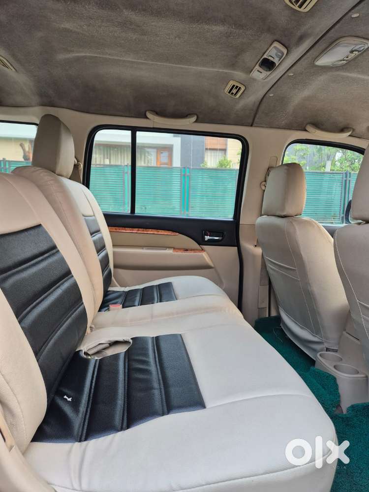 Ford Endeavour 2.5 4x2 Mt, 2012, Diesel