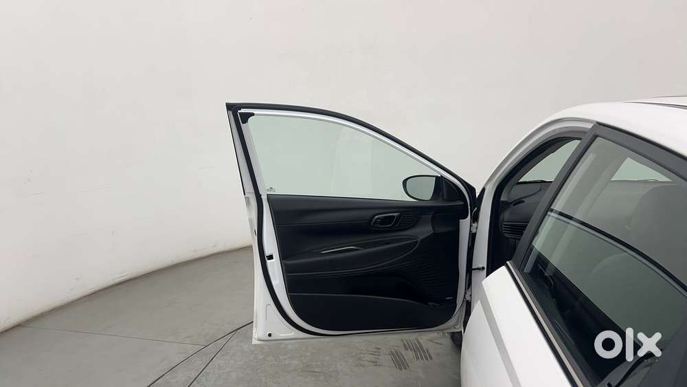 Hyundai New I20 1.0 Asta (o) Turbo Dct, 2023, Petrol