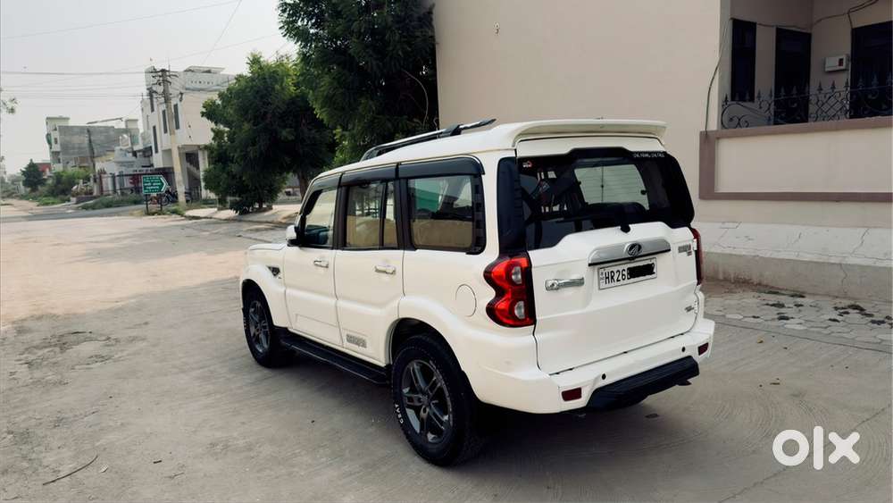 Mahindra Scorpio S10 Diesel 2020