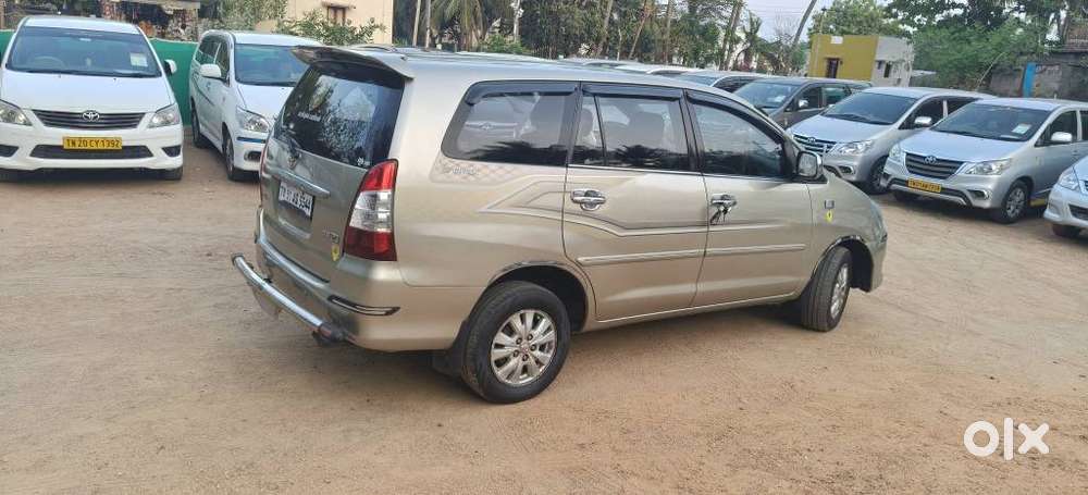 Toyota Innova 2.5 V 7 Str, 2012, Diesel