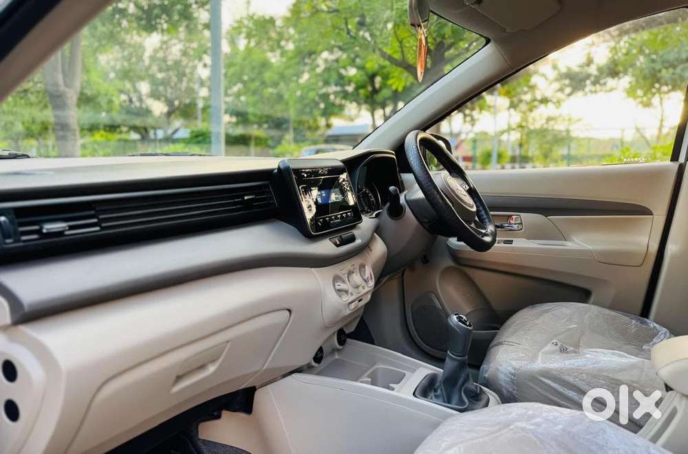 Maruti Suzuki Ertiga 1.4 Vxi Cng Anniversary Edition, 2024, Cng & Hy..