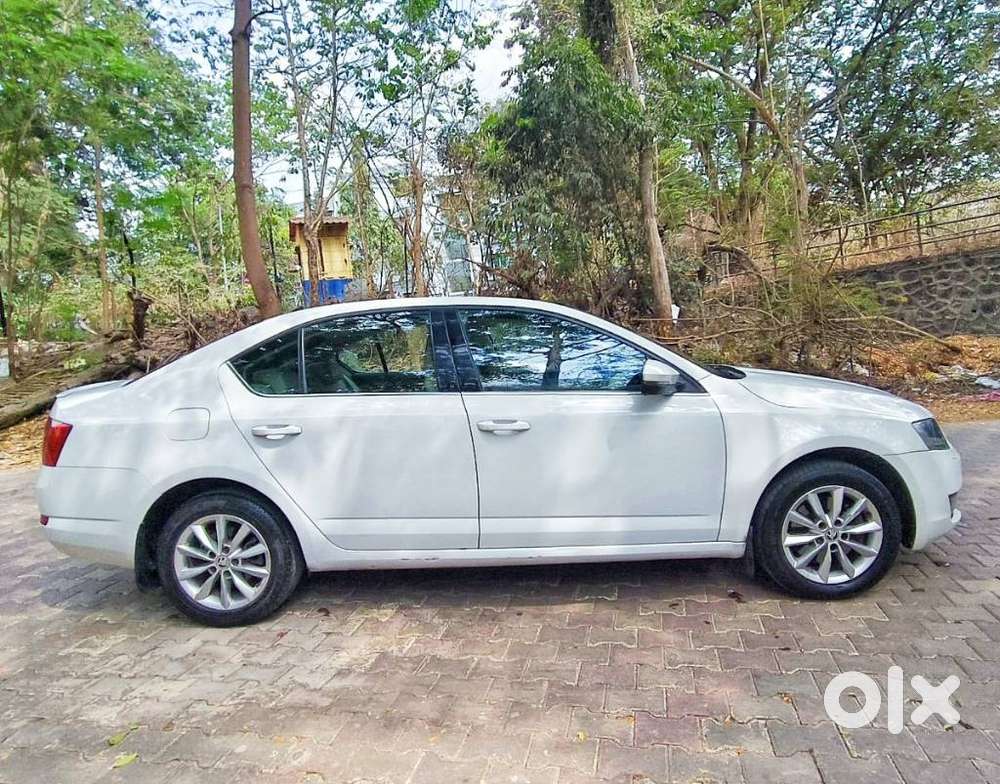 Skoda Octavia Elegance 1.8 Tsi At, 2015, Petrol