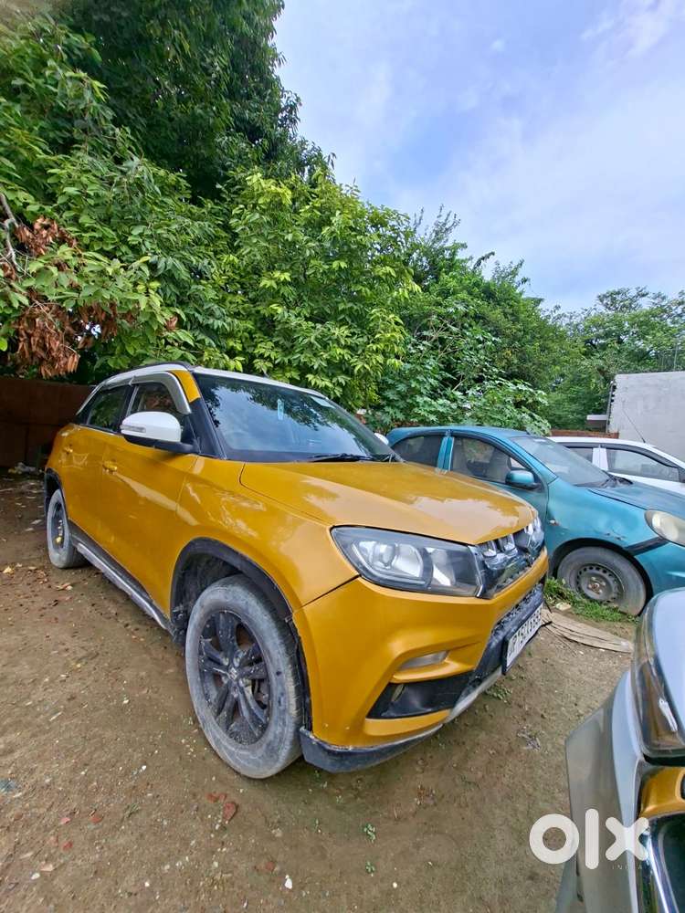 Maruti Suzuki Brezza Zdi+ Dual Tone, 2019, Diesel
