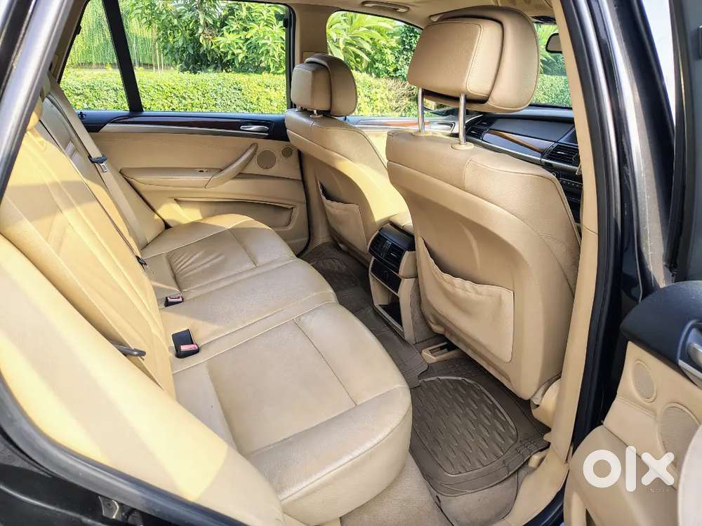 2010 Bmw X5 Automatic Diesel With Panoramic Sunroof.